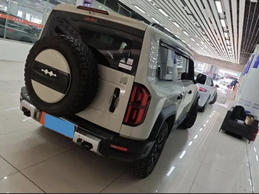 2023 FangChengBao Bao 5 1.5T 194HP L4 E-CVT PHEV 31.8KWH,autocango,china used car exporter,china ev exporter,chinese used car exporter,chinese used ev exporter