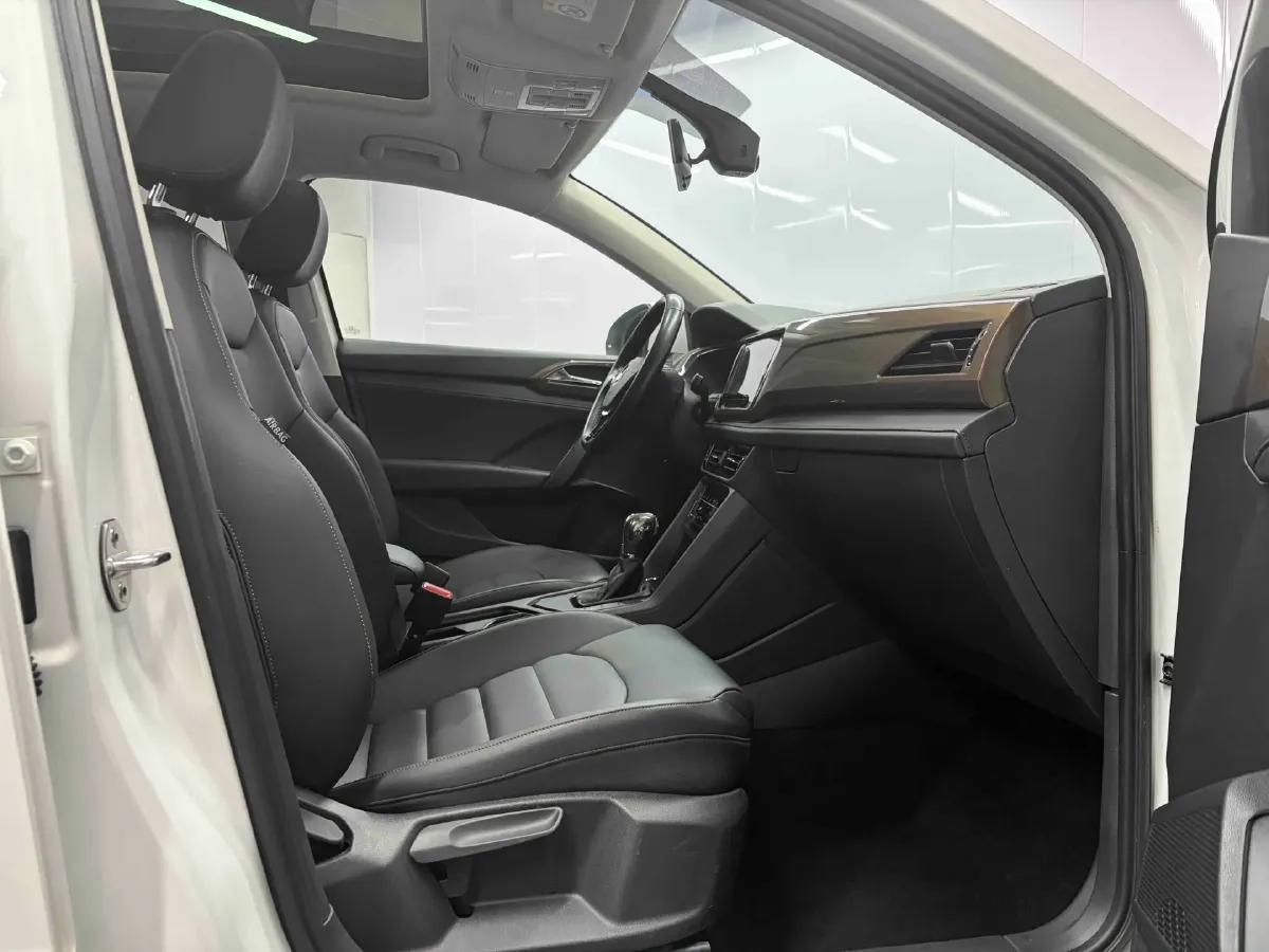 2021 Volkswagen Tharu 1.4T 150HP L4 7DCT,autocango,china used car exporter,china ev exporter,chinese used car exporter,chinese used ev exporter