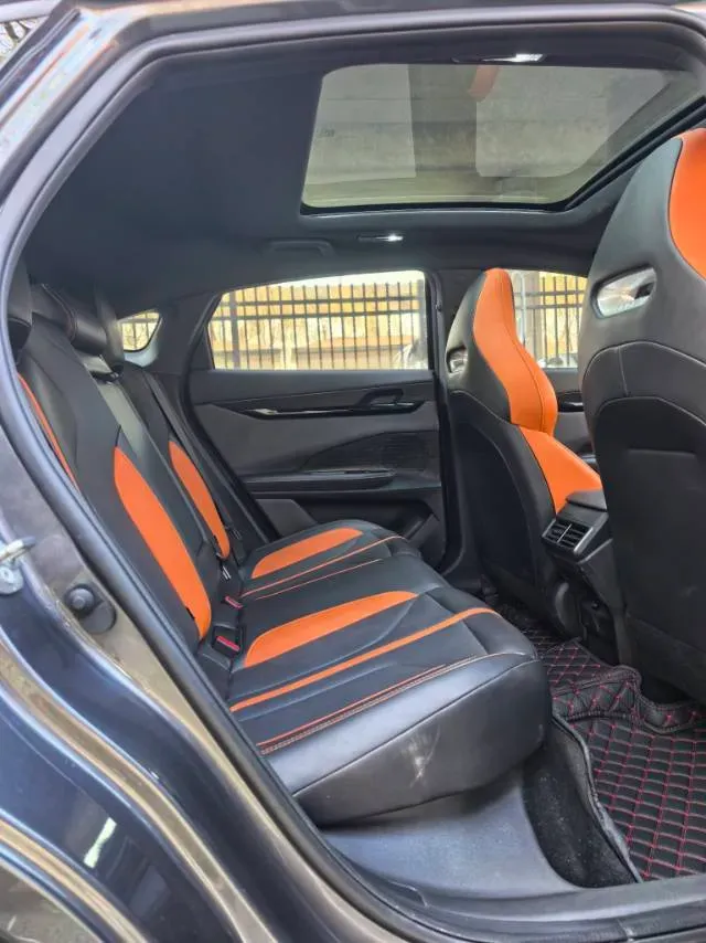 2024 ChangAn UNI-V 1.5T 188HP L4 7DCT,autocango,china used car exporter,china ev exporter,chinese used car exporter,chinese used ev exporter