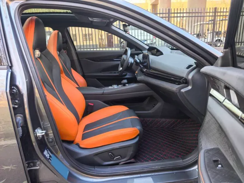 2024 ChangAn UNI-V 1.5T 188HP L4 7DCT,autocango,china used car exporter,china ev exporter,chinese used car exporter,chinese used ev exporter