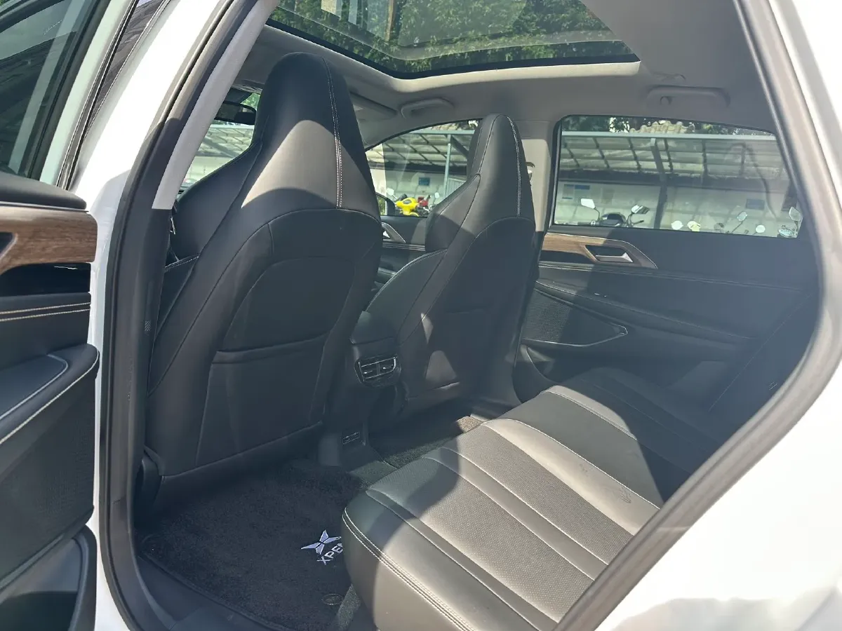 2022 Chevrolet Menlo BEV 61.1KWH,autocango,china used car exporter,china ev exporter,chinese used car exporter,chinese used ev exporter