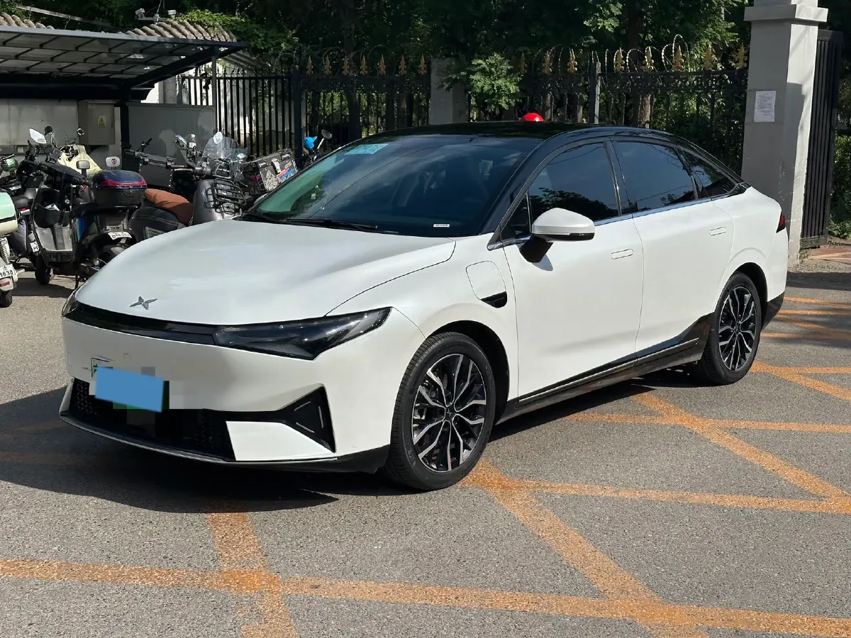 2022 Chevrolet Menlo BEV 61.1KWH,autocango,china used car exporter,china ev exporter,chinese used car exporter,chinese used ev exporter