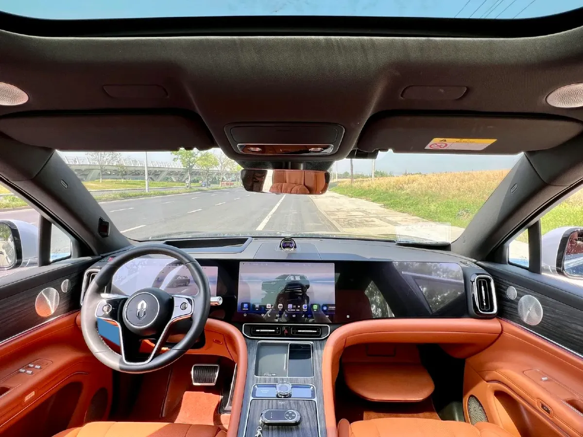 2024 AITO AITO M9 1.5T 152HP L4 REEV 42KWH,autocango,china used car exporter,china ev exporter,chinese used car exporter,chinese used ev exporter