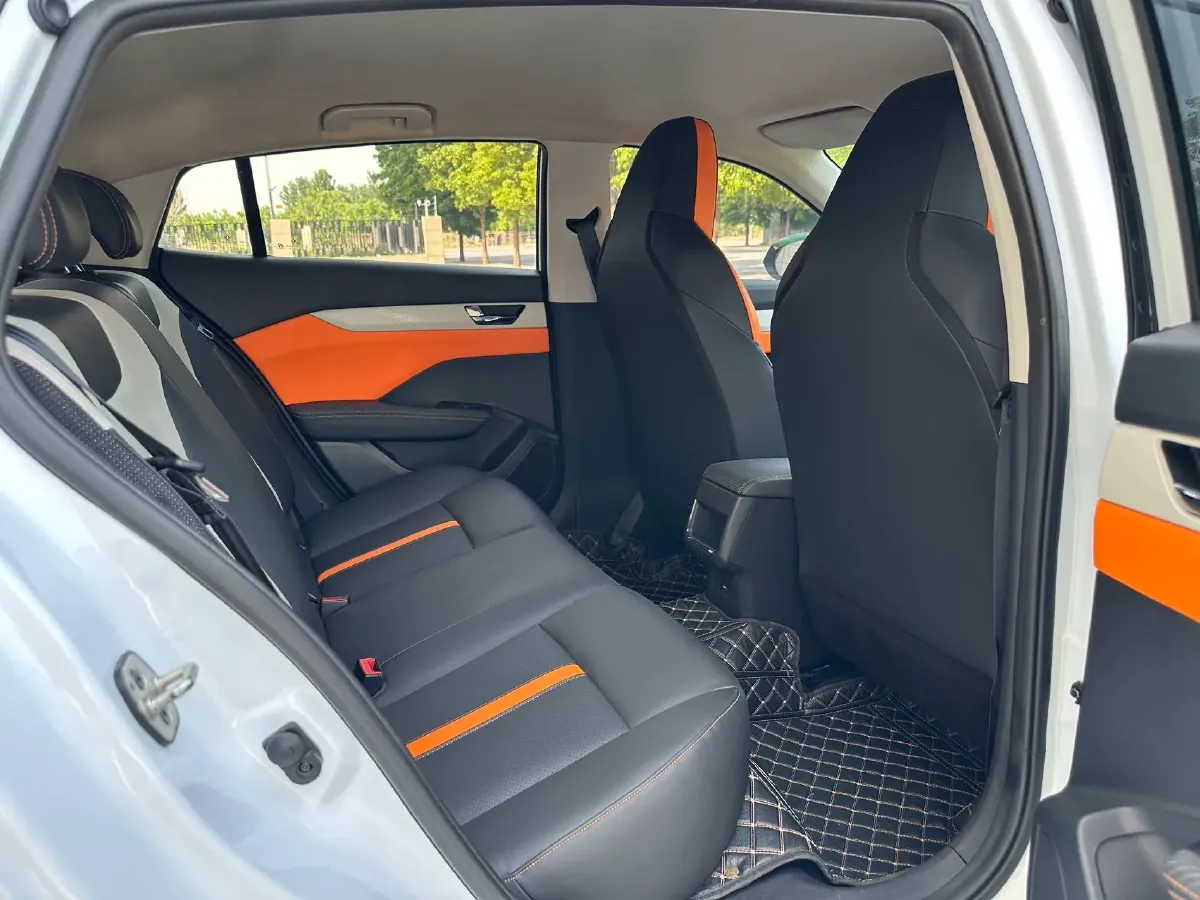 2023 DongFeng Aeolus YiXuan 1.5L 125HP L4 6DCT,autocango,china used car exporter,china ev exporter,chinese used car exporter,chinese used ev exporter