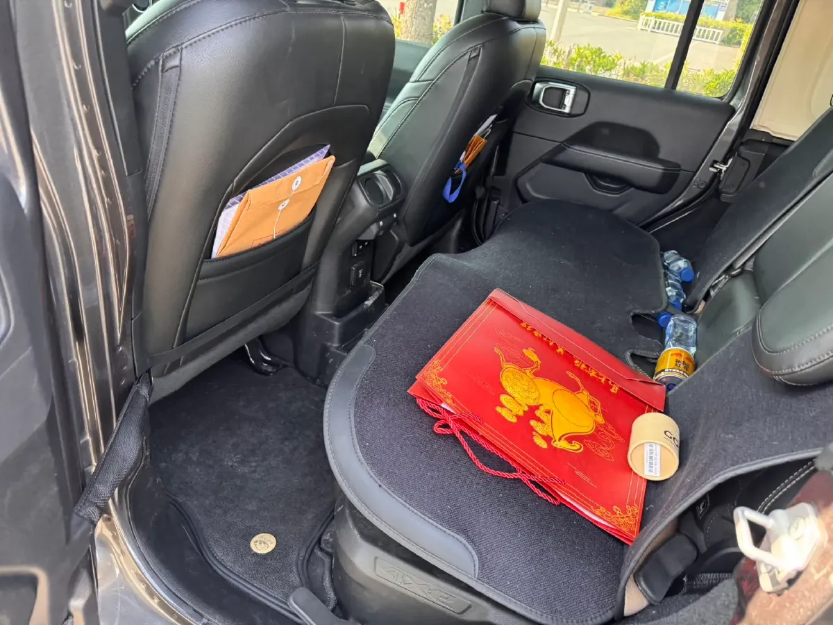 2022 BMW i4 BEV 83.9KWH,autocango,china used car exporter,china ev exporter,chinese used car exporter,chinese used ev exporter