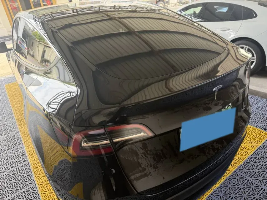 2022 Tesla Model Y BEV 60KWH,autocango,china used car exporter,china ev exporter,chinese used car exporter,chinese used ev exporter