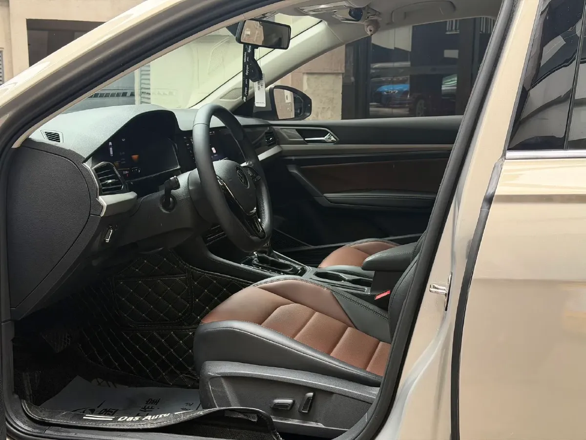 2021 Volkswagen Lavida 1.4T 150HP L4 7DCT,autocango,china used car exporter,china ev exporter,chinese used car exporter,chinese used ev exporter
