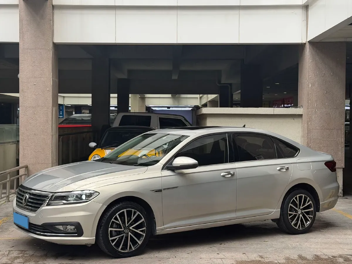 2021 Volkswagen Lavida 1.4T 150HP L4 7DCT,autocango,china used car exporter,china ev exporter,chinese used car exporter,chinese used ev exporter