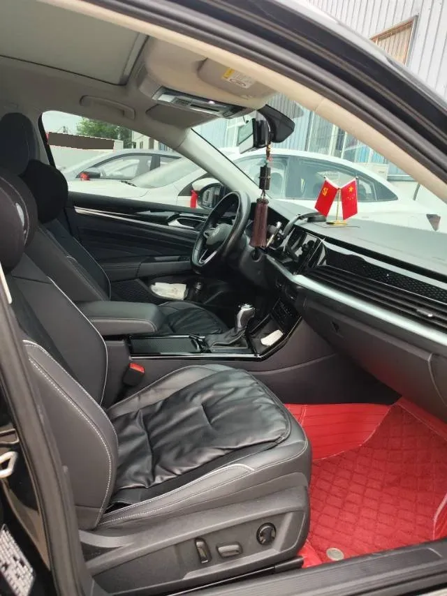 2023 Volkswagen Passat 2.0T 186HP L4 7DCT,autocango,china used car exporter,china ev exporter,chinese used car exporter,chinese used ev exporter