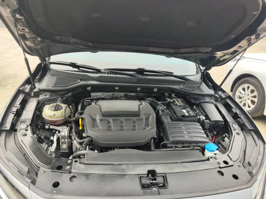2023 Volkswagen Passat 2.0T 186HP L4 7DCT,autocango,china used car exporter,china ev exporter,chinese used car exporter,chinese used ev exporter