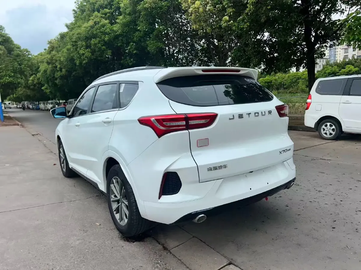2020 Jetour X70 1.5T 156HP L4 6MT,autocango,china used car exporter,china ev exporter,chinese used car exporter,chinese used ev exporter