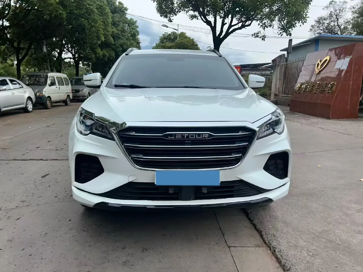 2020 Jetour X70 1.5T 156HP L4 6MT,autocango,china used car exporter,china ev exporter,chinese used car exporter,chinese used ev exporter