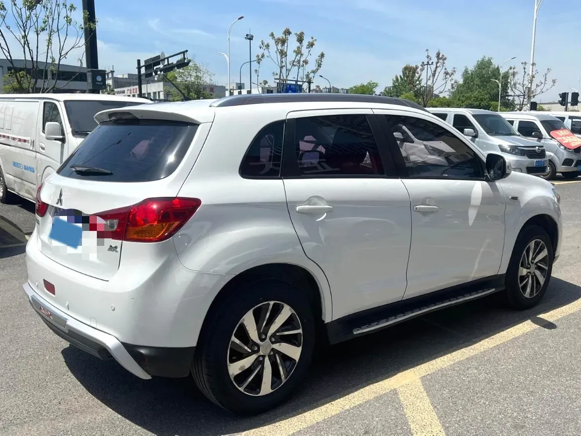 2019 Mitsubishi Eclipse Cross 1.5T 170HP L4 CVT,autocango,china used car exporter,china ev exporter,chinese used car exporter,chinese used ev exporter