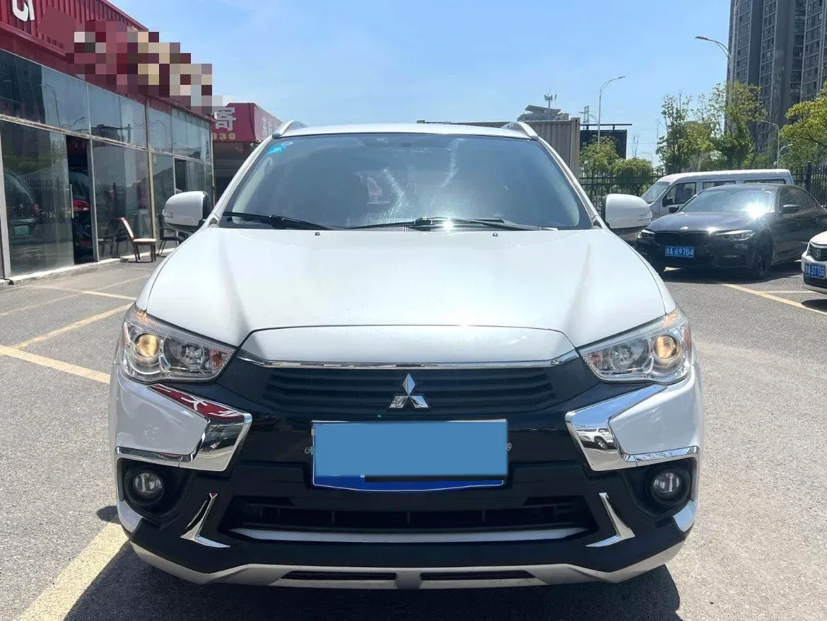 2019 Mitsubishi Eclipse Cross 1.5T 170HP L4 CVT,autocango,china used car exporter,china ev exporter,chinese used car exporter,chinese used ev exporter