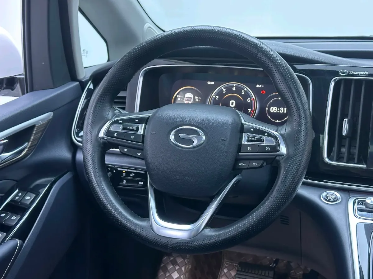 2021 GAC Trumpchi M8 2.0T 252HP L4 8AT,autocango,china used car exporter,china ev exporter,chinese used car exporter,chinese used ev exporter