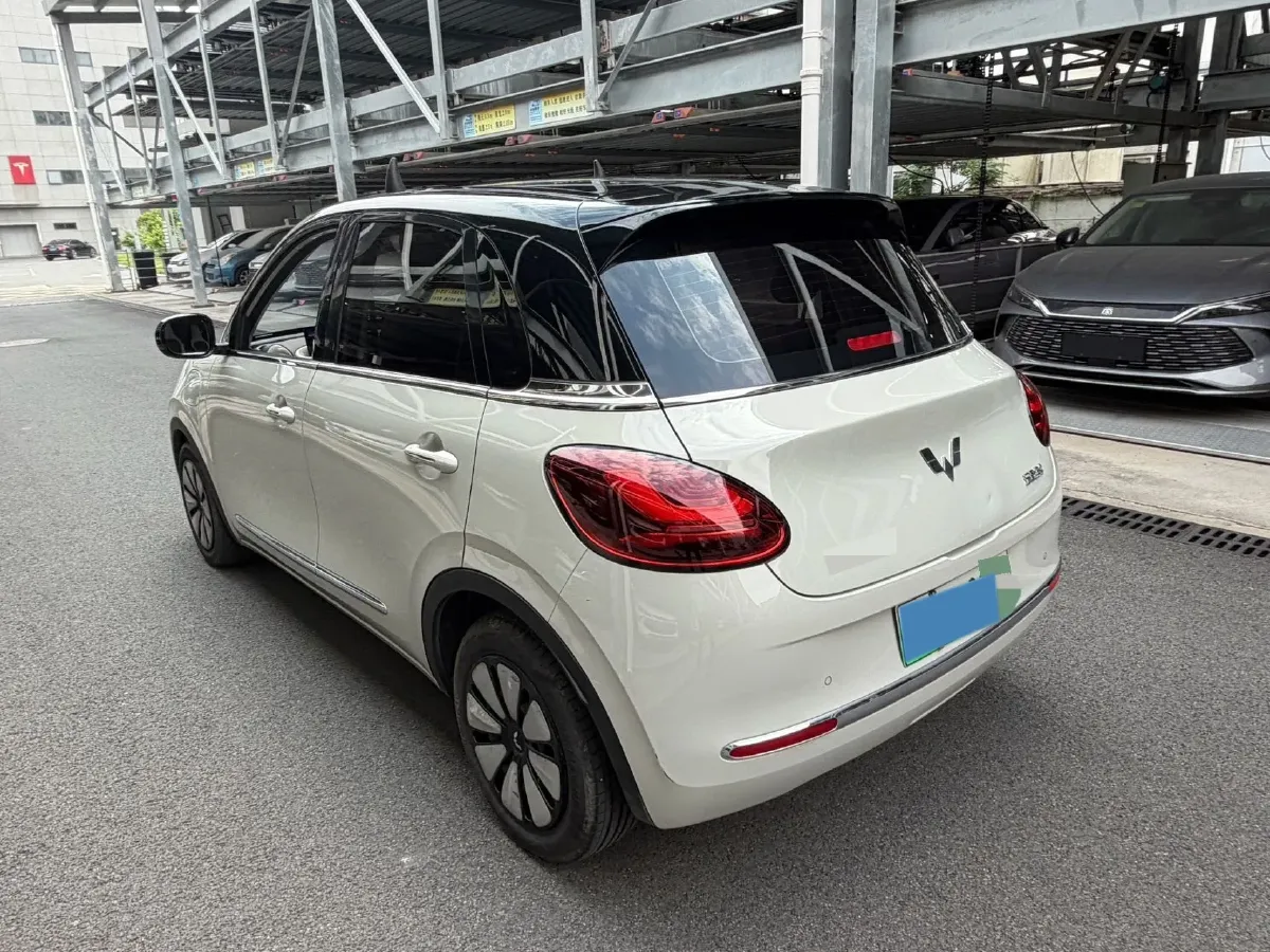 2023 WuLing BinGuo BEV 31.9KWH,autocango,china used car exporter,china ev exporter,chinese used car exporter,chinese used ev exporter