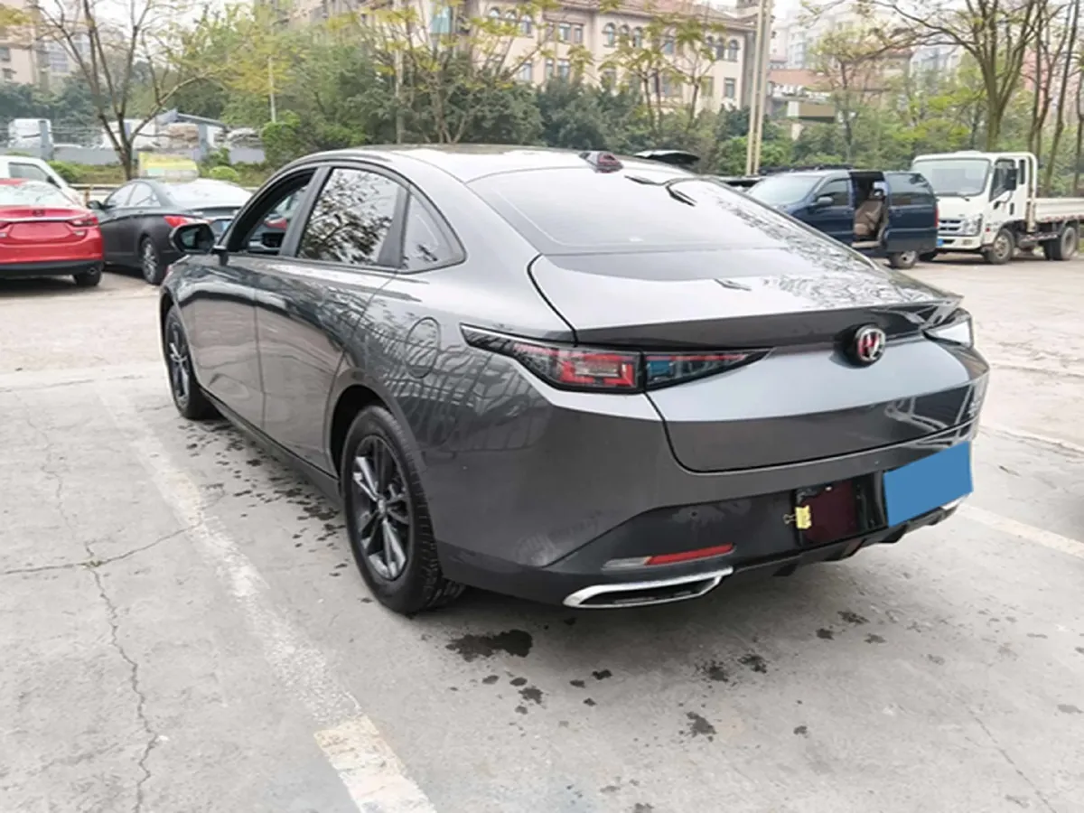 2023 ChangAn Oshan Z6 1.5T 188HP L4 7DCT,autocango,china used car exporter,china ev exporter,chinese used car exporter,chinese used ev exporter