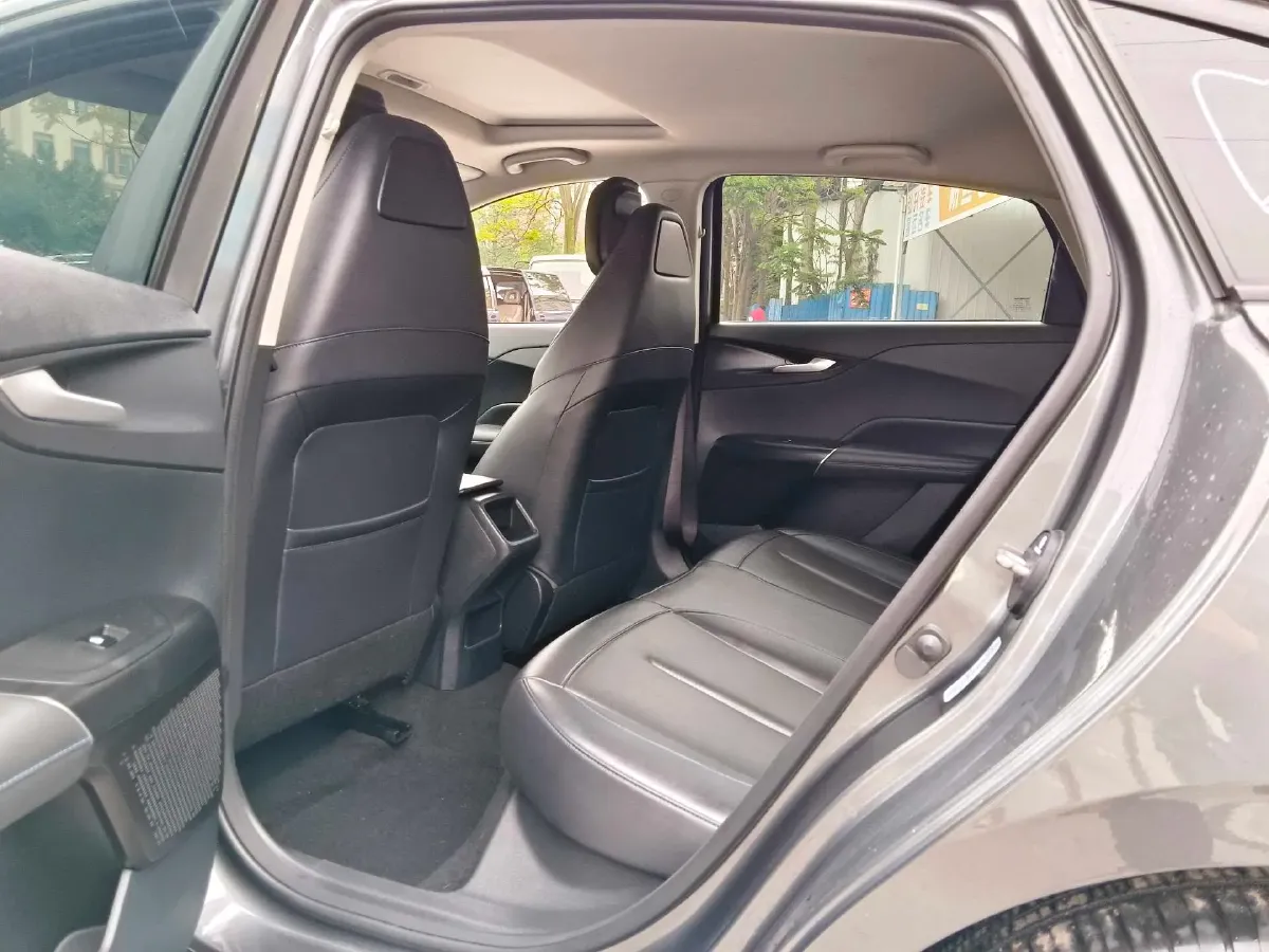 2023 ChangAn Oshan Z6 1.5T 188HP L4 7DCT,autocango,china used car exporter,china ev exporter,chinese used car exporter,chinese used ev exporter