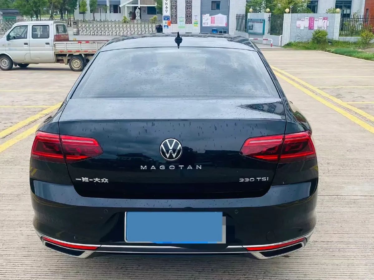 2020 Volkswagen Magotan 2.0T 186HP L4 7DCT,autocango,china used car exporter,china ev exporter,chinese used car exporter,chinese used ev exporter