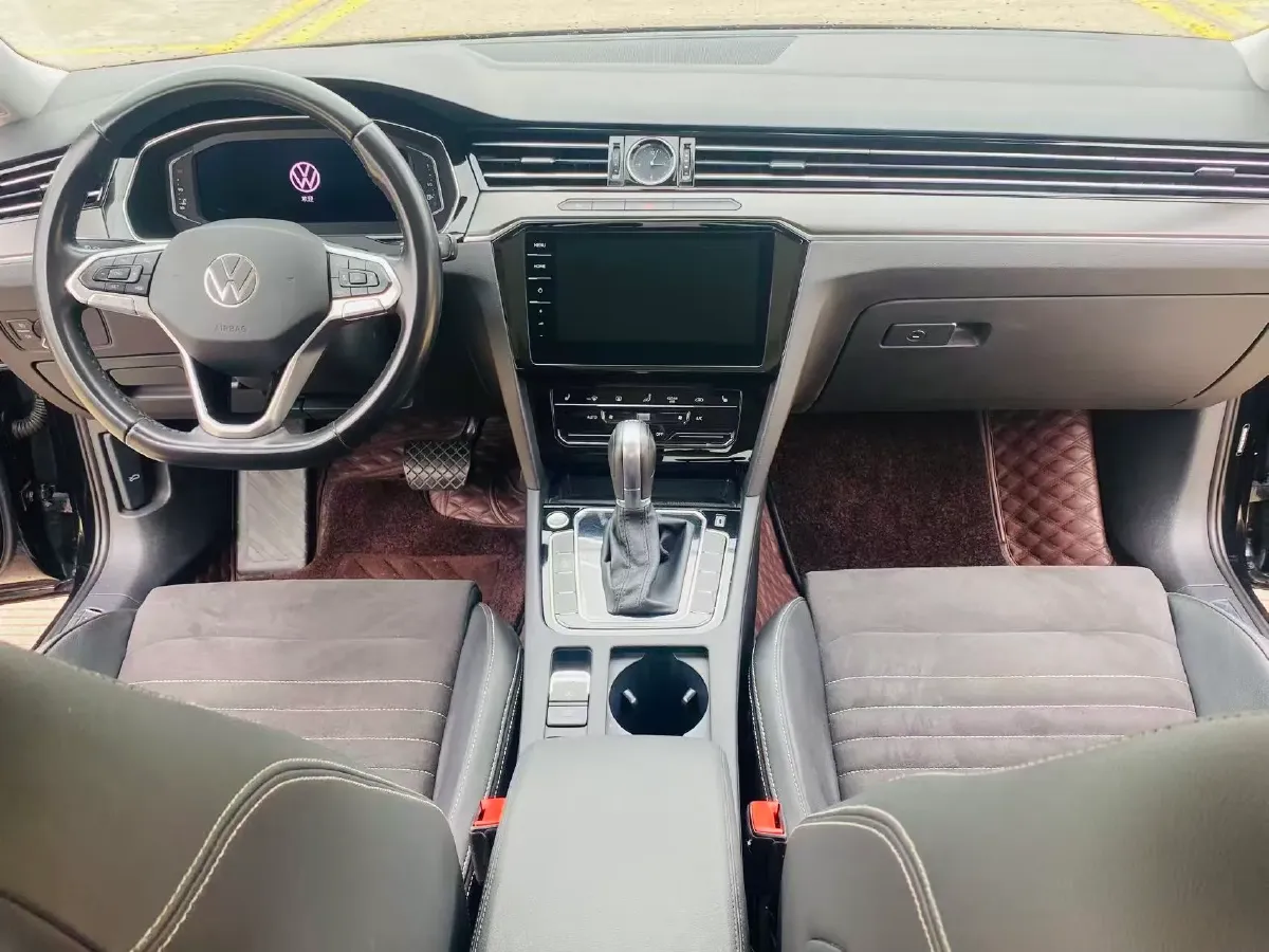 2020 Volkswagen Magotan 2.0T 186HP L4 7DCT,autocango,china used car exporter,china ev exporter,chinese used car exporter,chinese used ev exporter