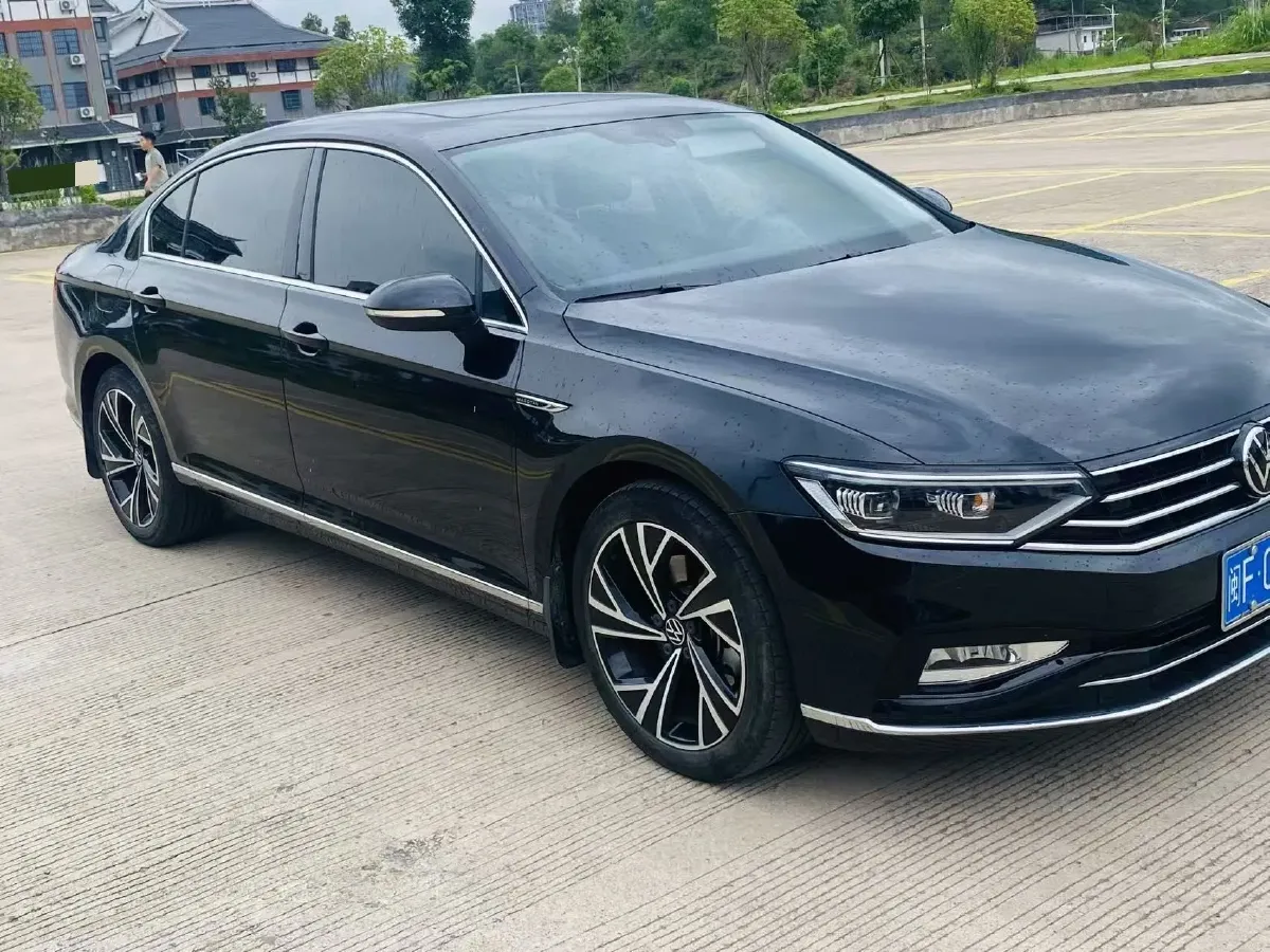 2020 Volkswagen Magotan 2.0T 186HP L4 7DCT,autocango,china used car exporter,china ev exporter,chinese used car exporter,chinese used ev exporter