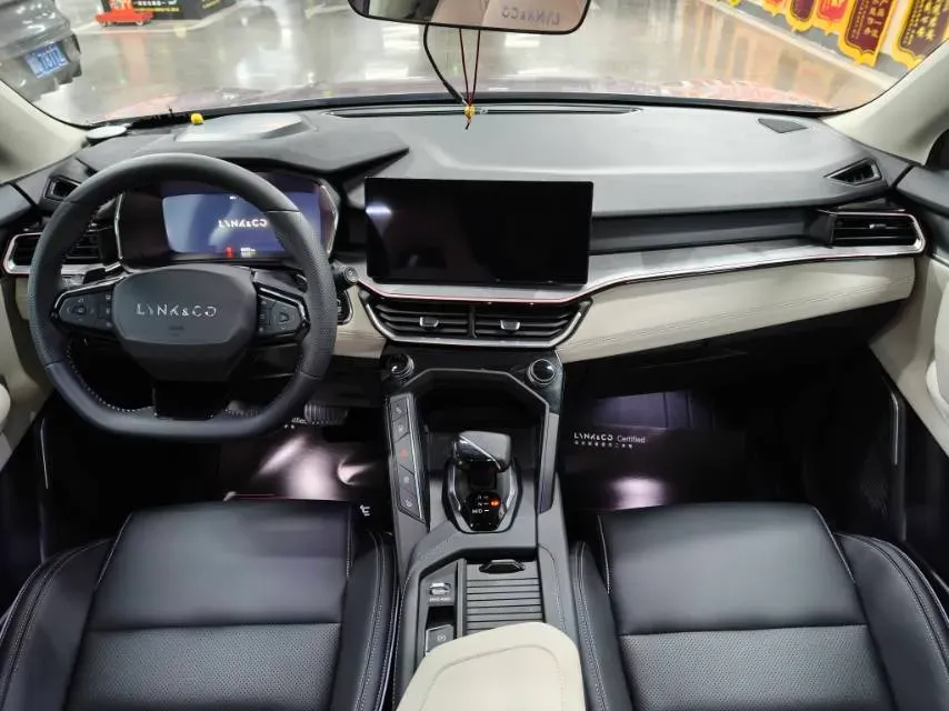 2023 LYNK&CO 03 1.5T 181HP L4 7DCT,autocango,china used car exporter,china ev exporter,chinese used car exporter,chinese used ev exporter