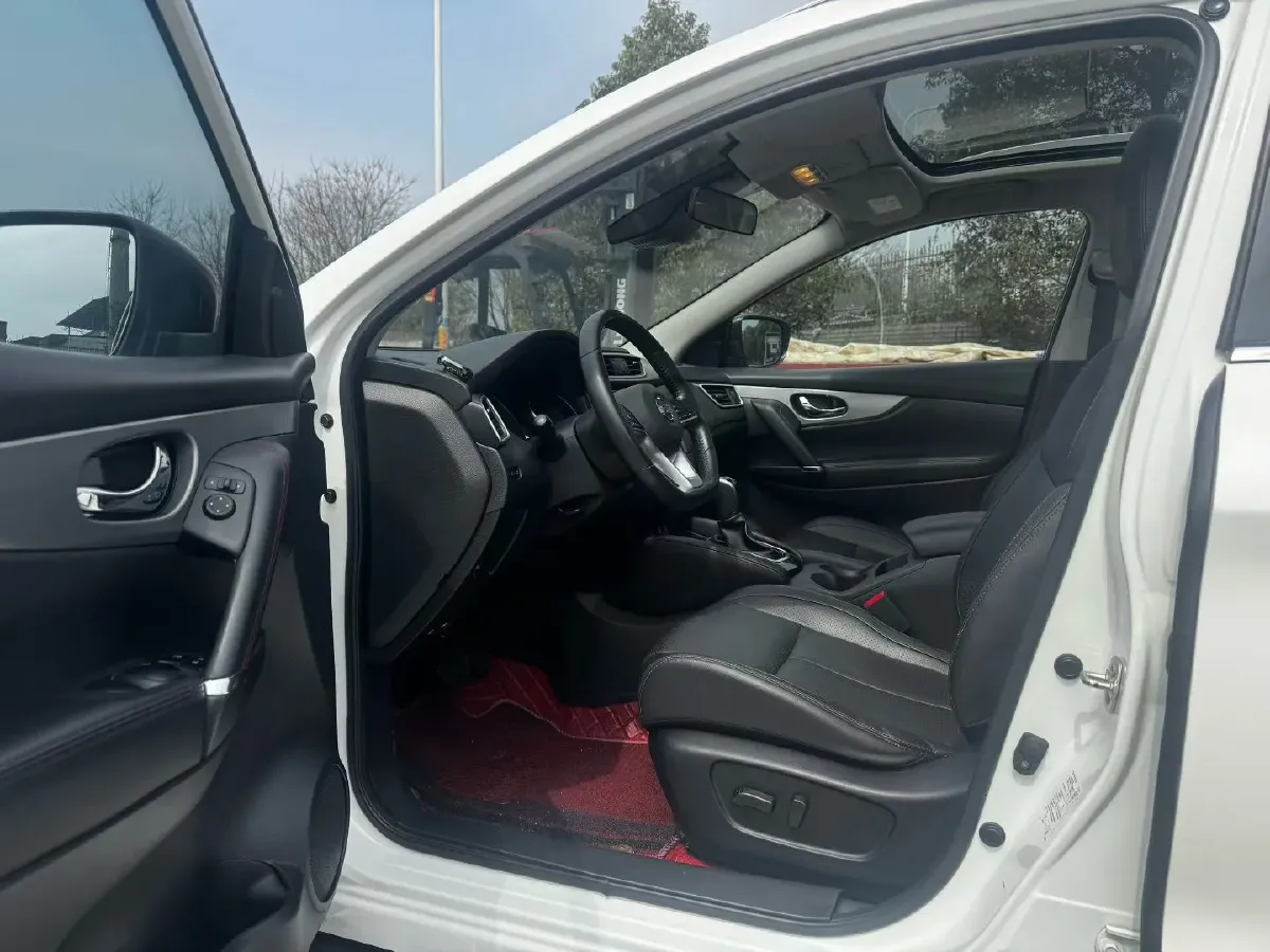 2021 Nissan Qashqai 2.0L 151HP L4 CVT,autocango,china used car exporter,china ev exporter,chinese used car exporter,chinese used ev exporter