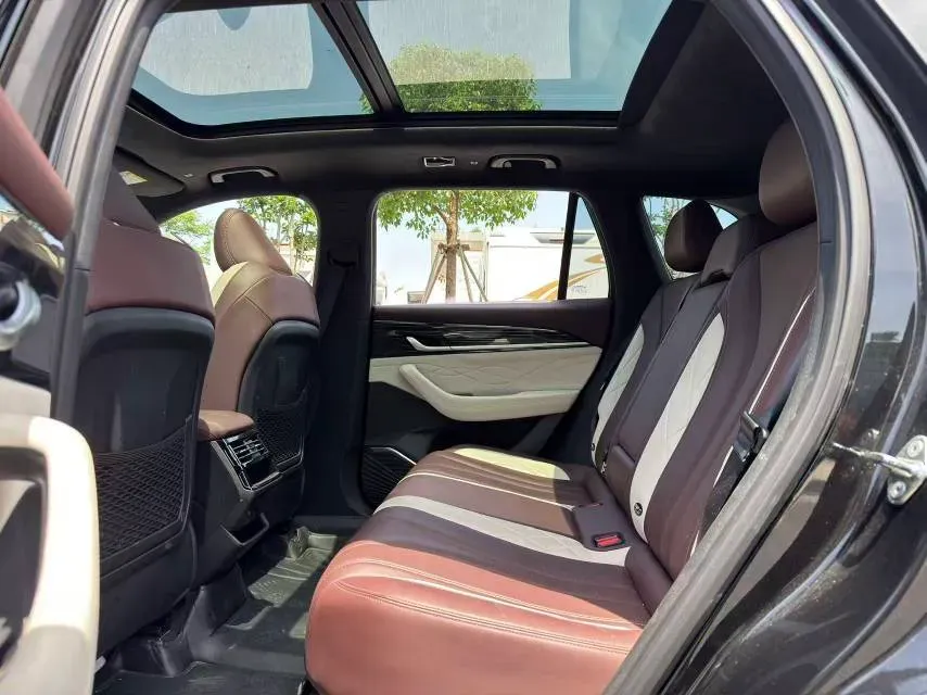 2021 Geely Monjaro 2.0T 218HP L4 7DCT,autocango,china used car exporter,china ev exporter,chinese used car exporter,chinese used ev exporter