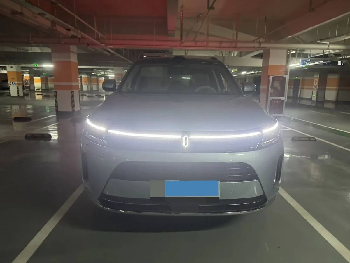 2024 AITO AITO M7 1.5T 152HP L4 REEV 40KWH,autocango,china used car exporter,china ev exporter,chinese used car exporter,chinese used ev exporter