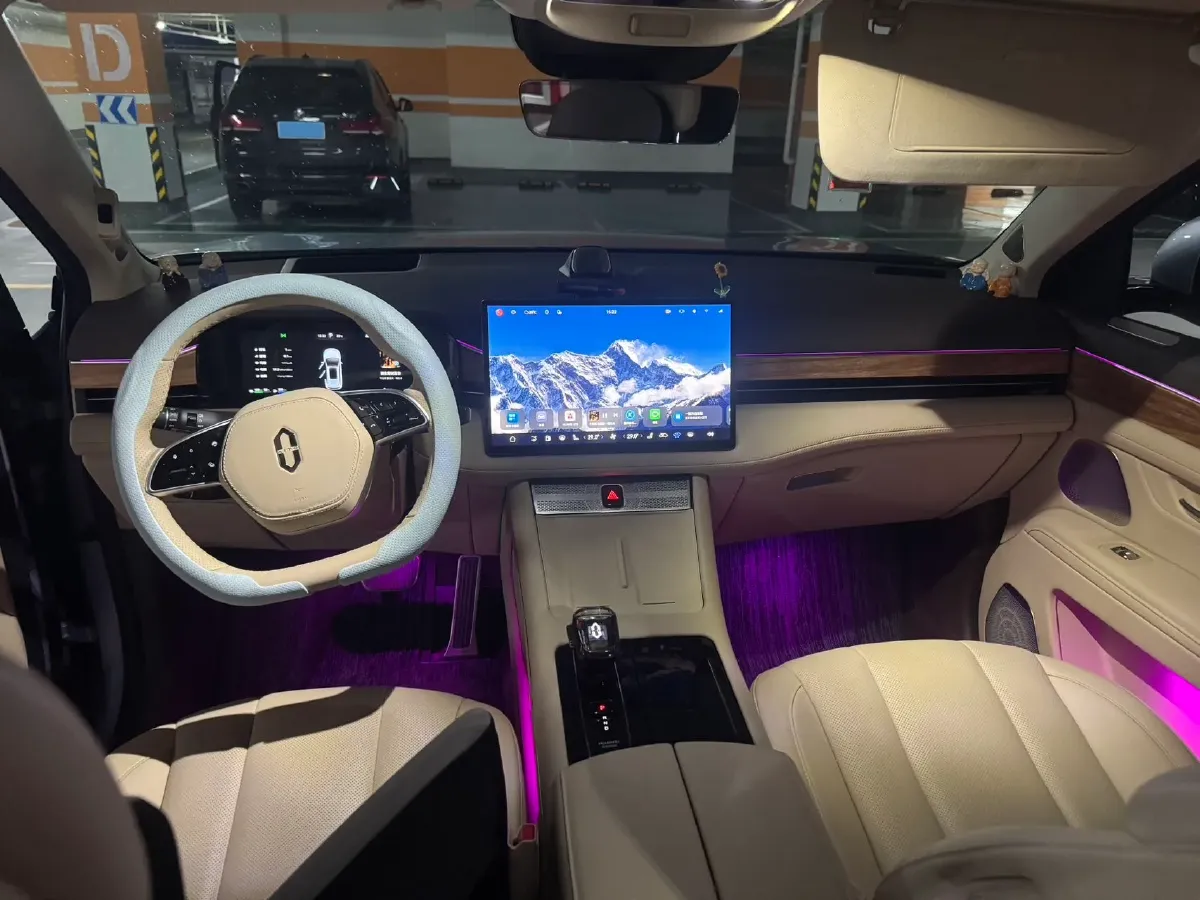 2024 AITO AITO M7 1.5T 152HP L4 REEV 40KWH,autocango,china used car exporter,china ev exporter,chinese used car exporter,chinese used ev exporter