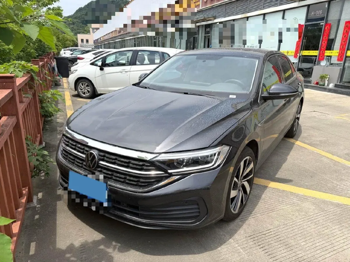 2025 Volkswagen Sagitar 1.5T 160HP L4 7DCT,autocango,china used car exporter,china ev exporter,chinese used car exporter,chinese used ev exporter