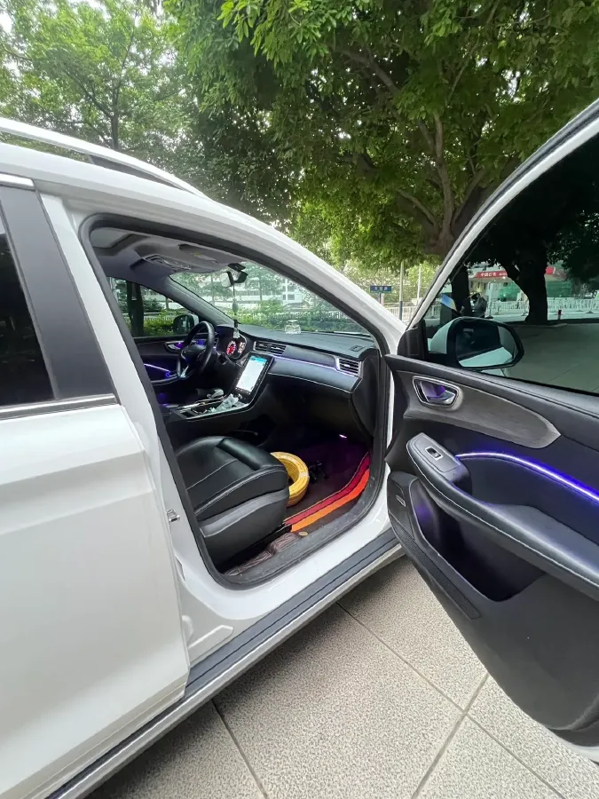 2021 Roewe RX5 1.5T 181HP L4 7DCT,autocango,china used car exporter,china ev exporter,chinese used car exporter,chinese used ev exporter