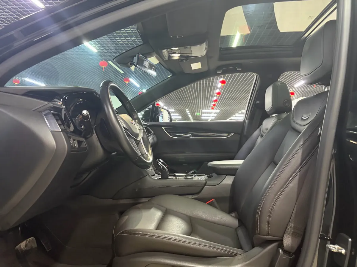 2021 Cadillac XT5 2.0T 237HP L4 9AT,autocango,china used car exporter,china ev exporter,chinese used car exporter,chinese used ev exporter