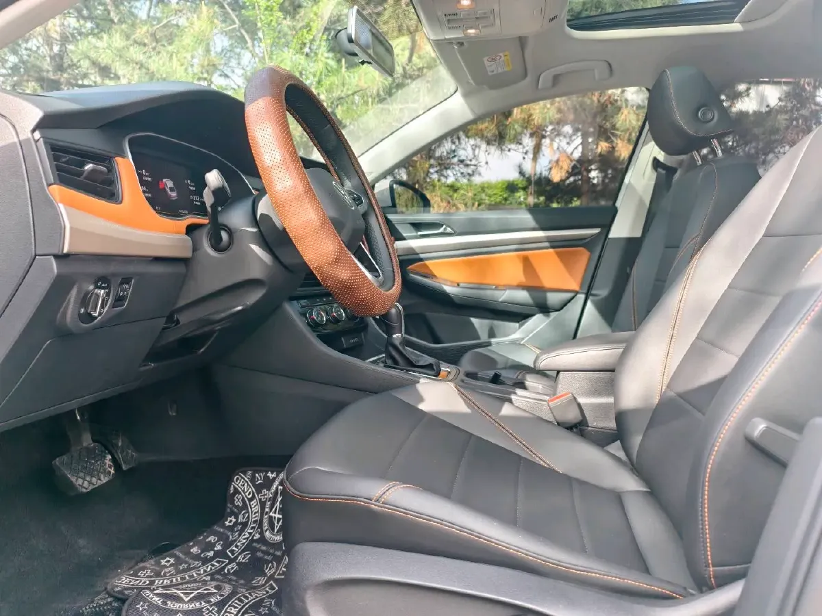 2025 Volkswagen Bora 1.2T 116HP L4 7DCT,autocango,china used car exporter,china ev exporter,chinese used car exporter,chinese used ev exporter