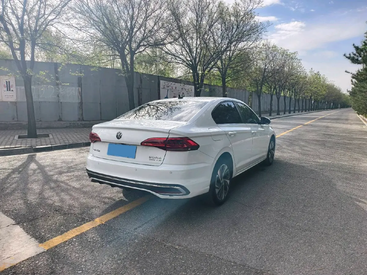 2025 Volkswagen Bora 1.2T 116HP L4 7DCT,autocango,china used car exporter,china ev exporter,chinese used car exporter,chinese used ev exporter