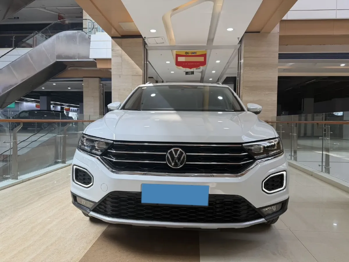 2023 Volkswagen T-Roc 1.4T 150HP L4 7DCT,autocango,china used car exporter,china ev exporter,chinese used car exporter,chinese used ev exporter