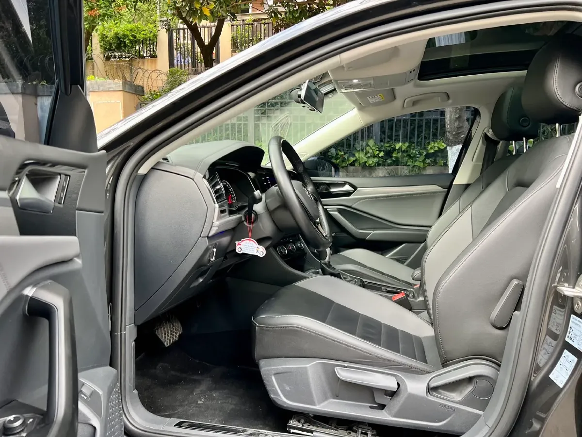 2020 Volkswagen Sagitar 1.4T 150HP L4 7DCT,autocango,china used car exporter,china ev exporter,chinese used car exporter,chinese used ev exporter