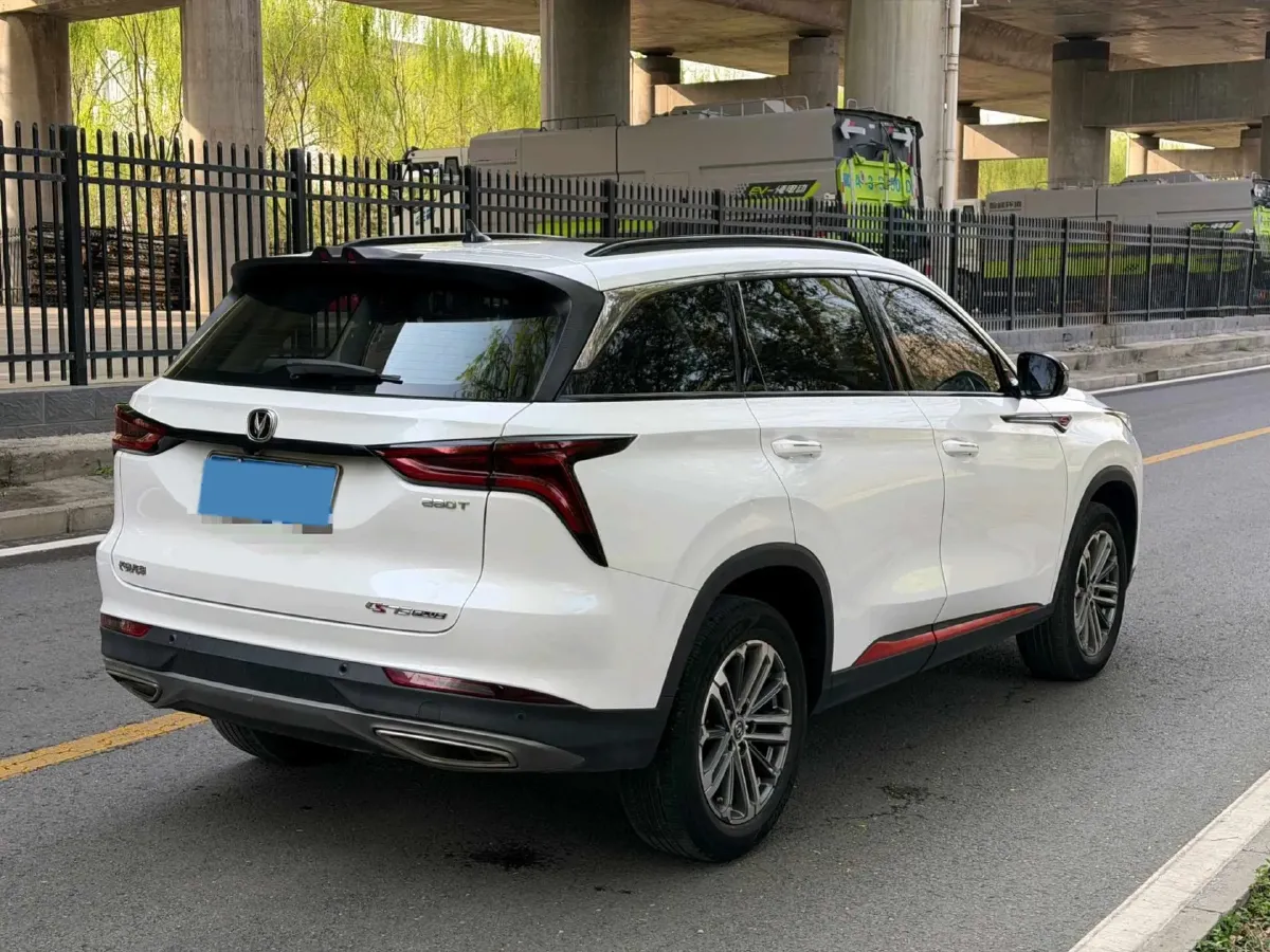 2022 ChangAn CS75 Plus 1.5T 178HP L4 6AT,autocango,china used car exporter,china ev exporter,chinese used car exporter,chinese used ev exporter