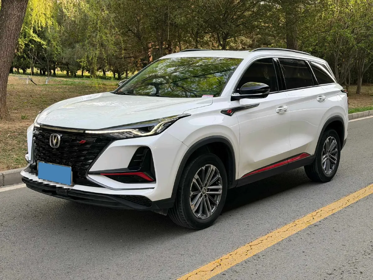 2022 ChangAn CS75 Plus 1.5T 178HP L4 6AT,autocango,china used car exporter,china ev exporter,chinese used car exporter,chinese used ev exporter