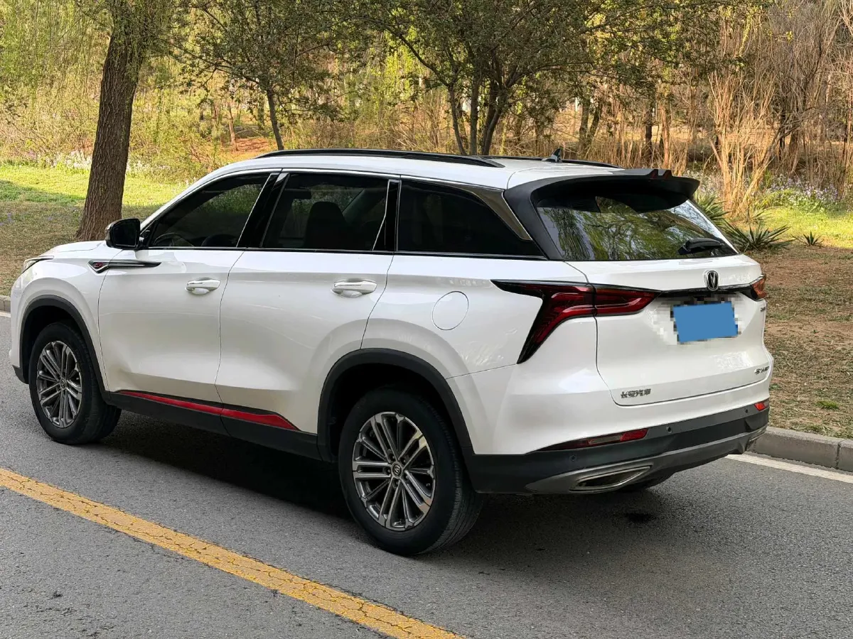 2022 ChangAn CS75 Plus 1.5T 178HP L4 6AT,autocango,china used car exporter,china ev exporter,chinese used car exporter,chinese used ev exporter