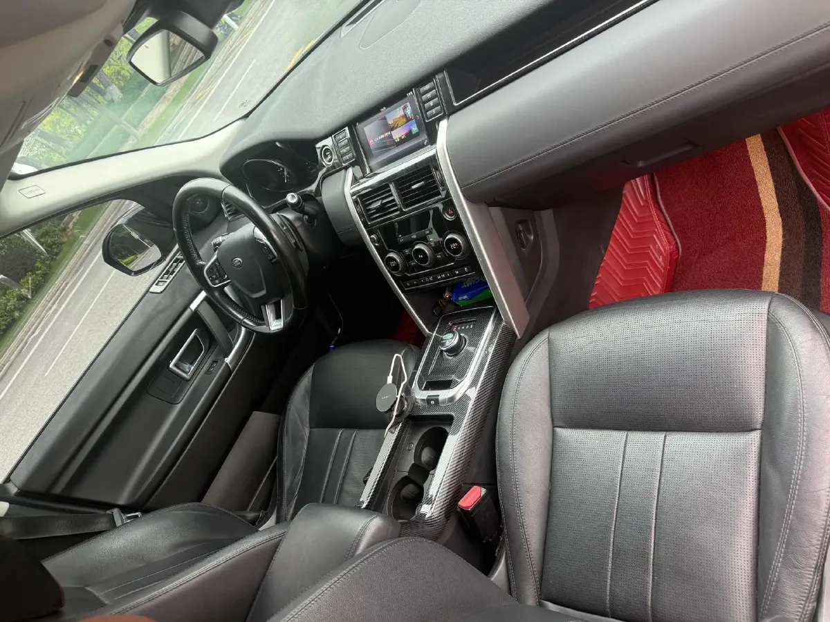 2018 Land Rover Discovery Sport 2.0T 241HP L4 9AT,autocango,china used car exporter,china ev exporter,chinese used car exporter,chinese used ev exporter