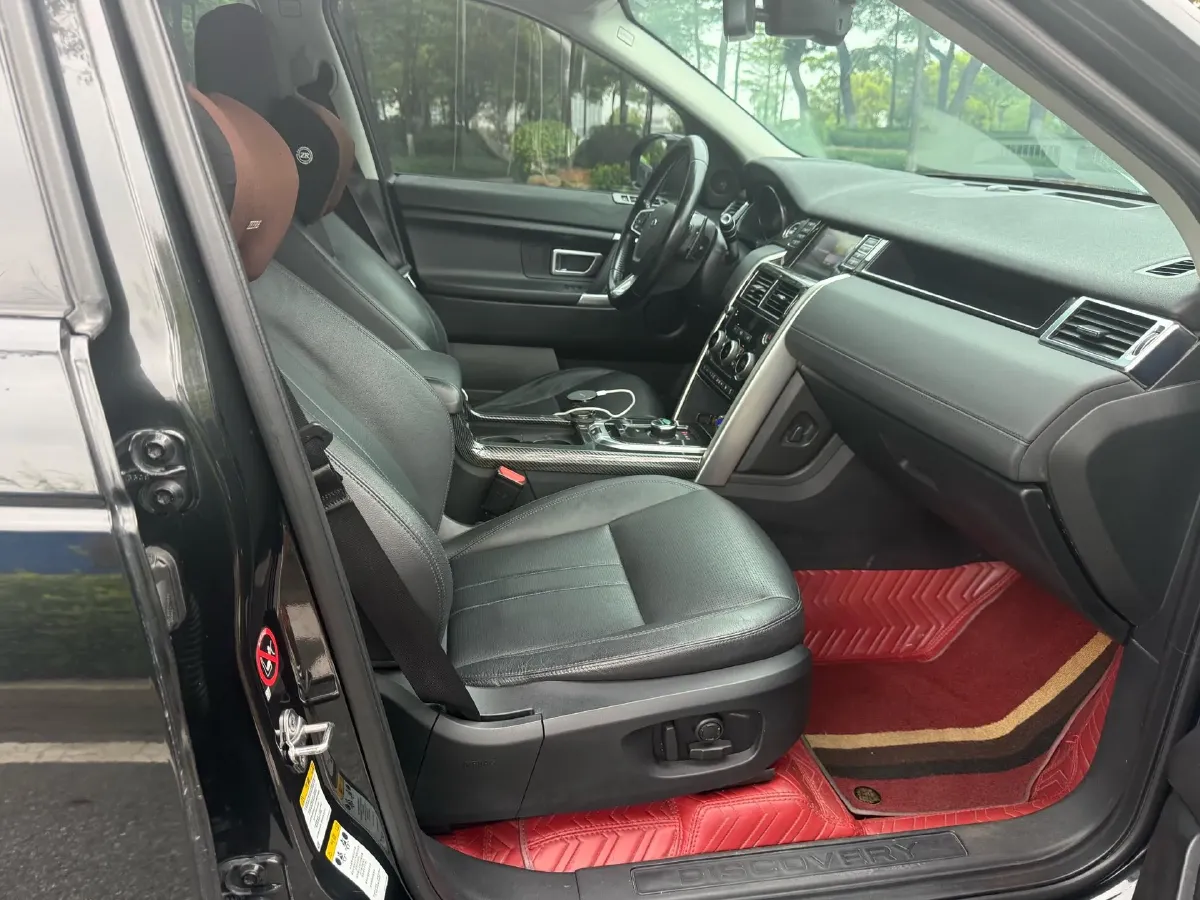 2018 Land Rover Discovery Sport 2.0T 241HP L4 9AT,autocango,china used car exporter,china ev exporter,chinese used car exporter,chinese used ev exporter