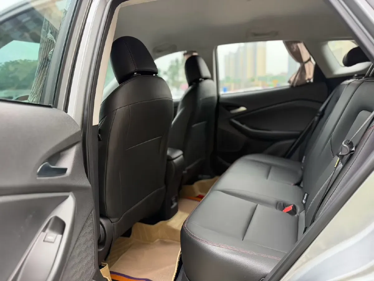 2022 Chevrolet Trax 1.5T 184HP L4 CVT,autocango,china used car exporter,china ev exporter,chinese used car exporter,chinese used ev exporter