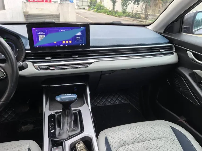 2022 Geely Emgrand 1.5L 114HP L4 CVT,autocango,china used car exporter,china ev exporter,chinese used car exporter,chinese used ev exporter