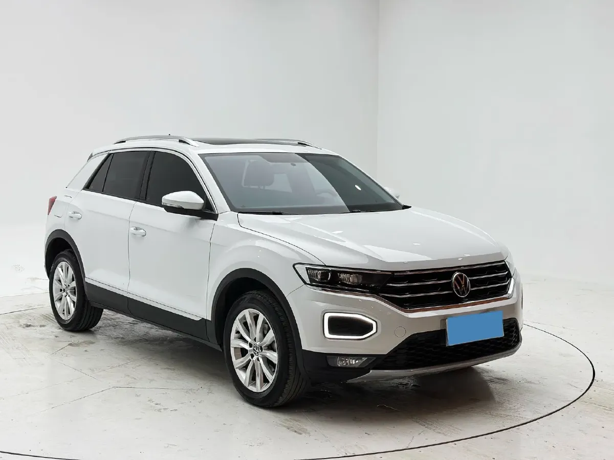 2022 Volkswagen T-Roc 1.4T 150HP L4 7DCT,autocango,china used car exporter,china ev exporter,chinese used car exporter,chinese used ev exporter