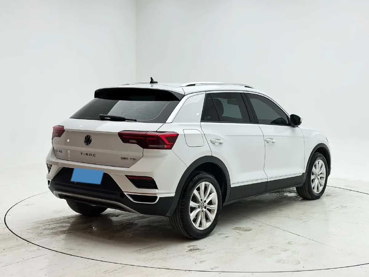 2022 Volkswagen T-Roc 1.4T 150HP L4 7DCT,autocango,china used car exporter,china ev exporter,chinese used car exporter,chinese used ev exporter