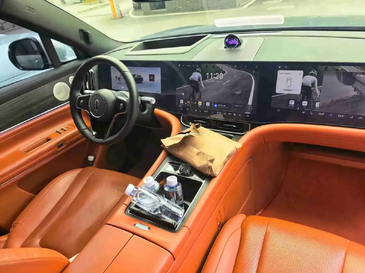 2024 AITO AITO M9 1.5T 152HP L4 REEV 42KWH,autocango,china used car exporter,china ev exporter,chinese used car exporter,chinese used ev exporter