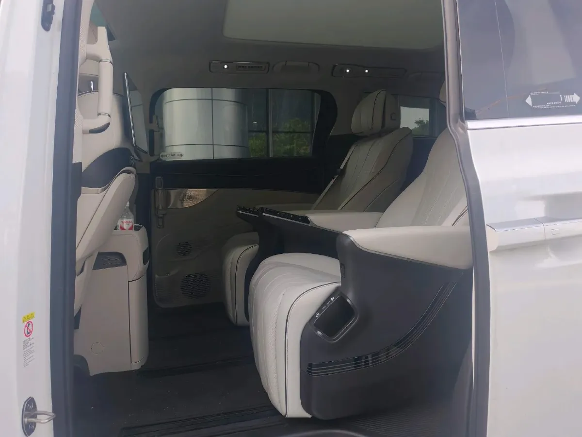 2024 Denza D9 1.5T 139HP L4 E-CVT PHEV 40KWH,autocango,china used car exporter,china ev exporter,chinese used car exporter,chinese used ev exporter
