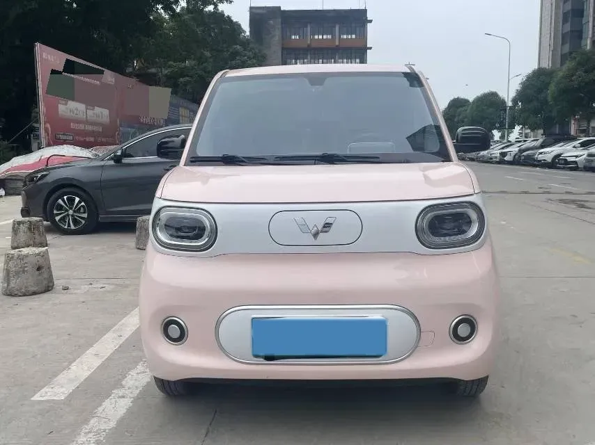 2024 WuLing HongGuang MINI EV BEV 17.3KWH,autocango,china used car exporter,china ev exporter,chinese used car exporter,chinese used ev exporter