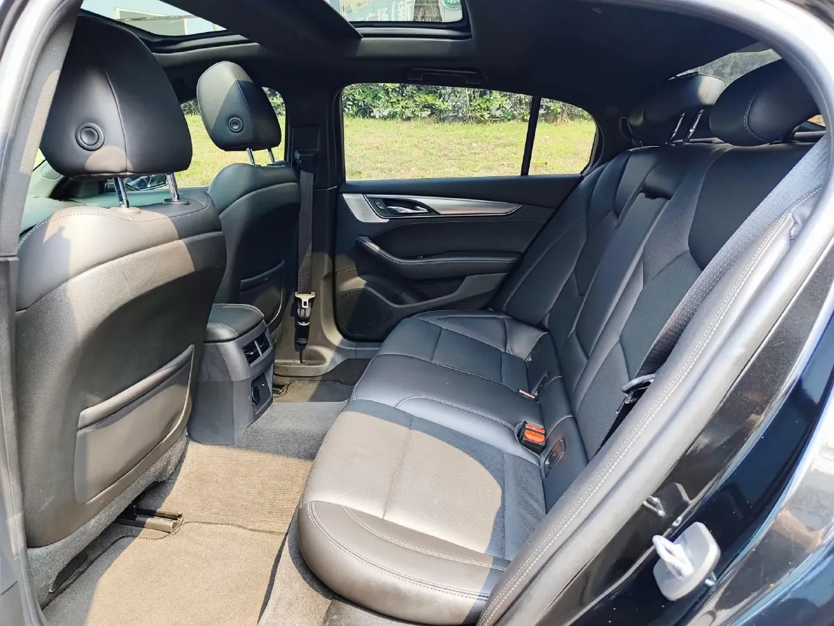 2022 Cadillac CT5 2.0T 237HP L4 10AT,autocango,china used car exporter,china ev exporter,chinese used car exporter,chinese used ev exporter